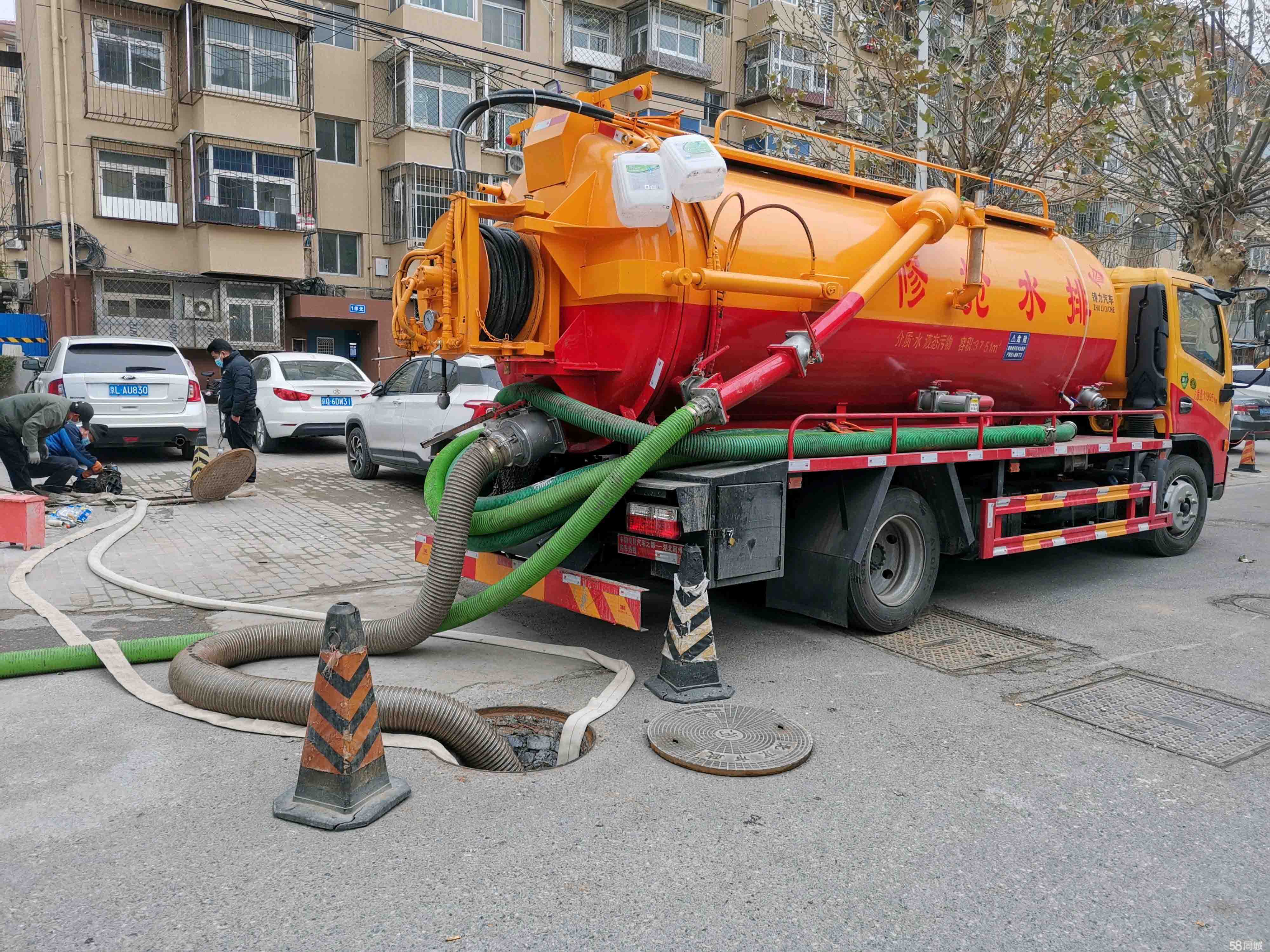 拉孜抽粪吸污